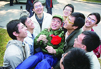 南粤两万多儿女奔赴军营，广东多地入伍动员工作圆满完成